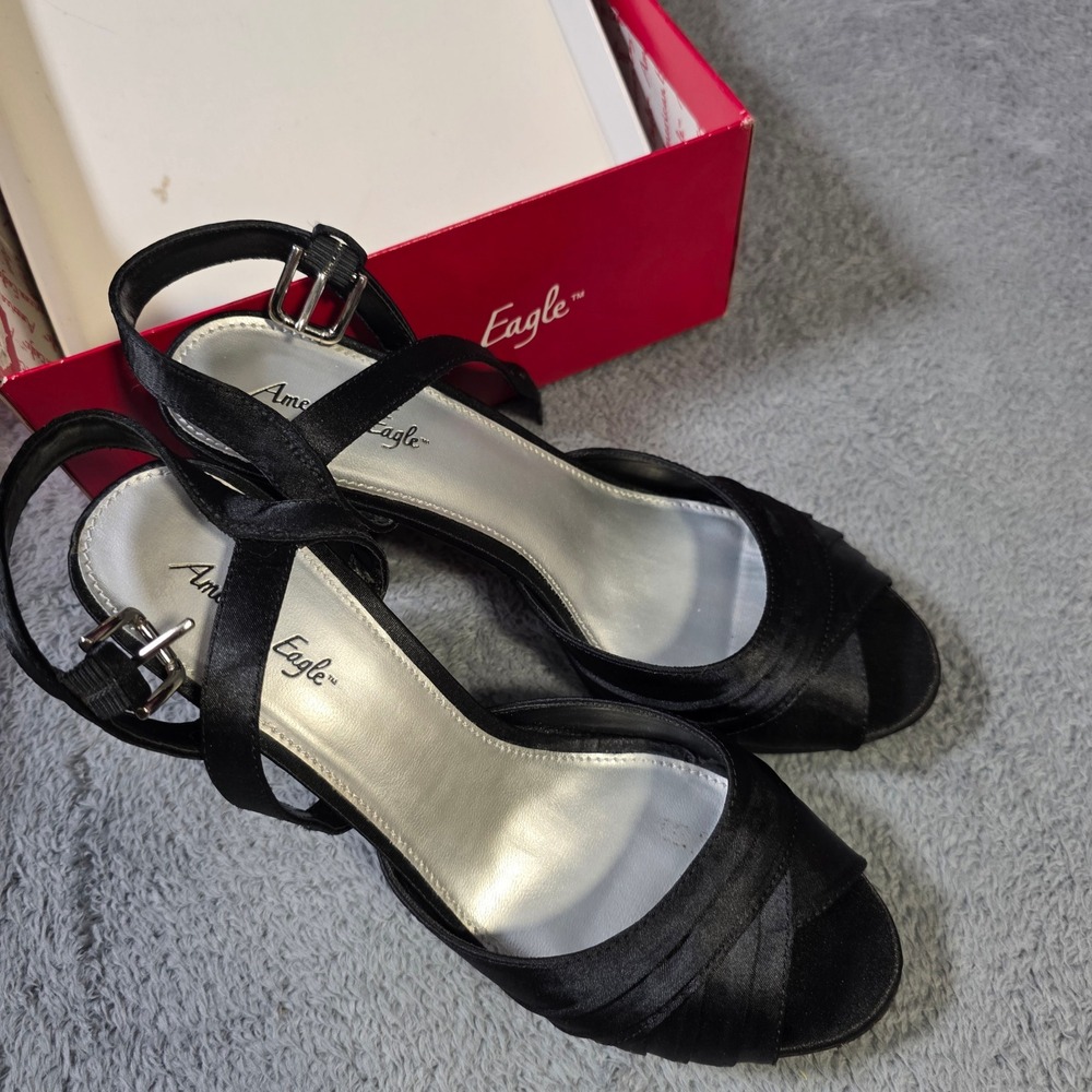 American Eagle Womens 9.5 Heels Black Satin Peep Toe Crisscross Ankle Strap Blok